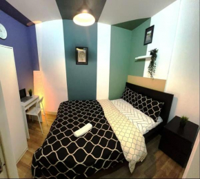 Twin Bed Partition Room Near ICM Metro